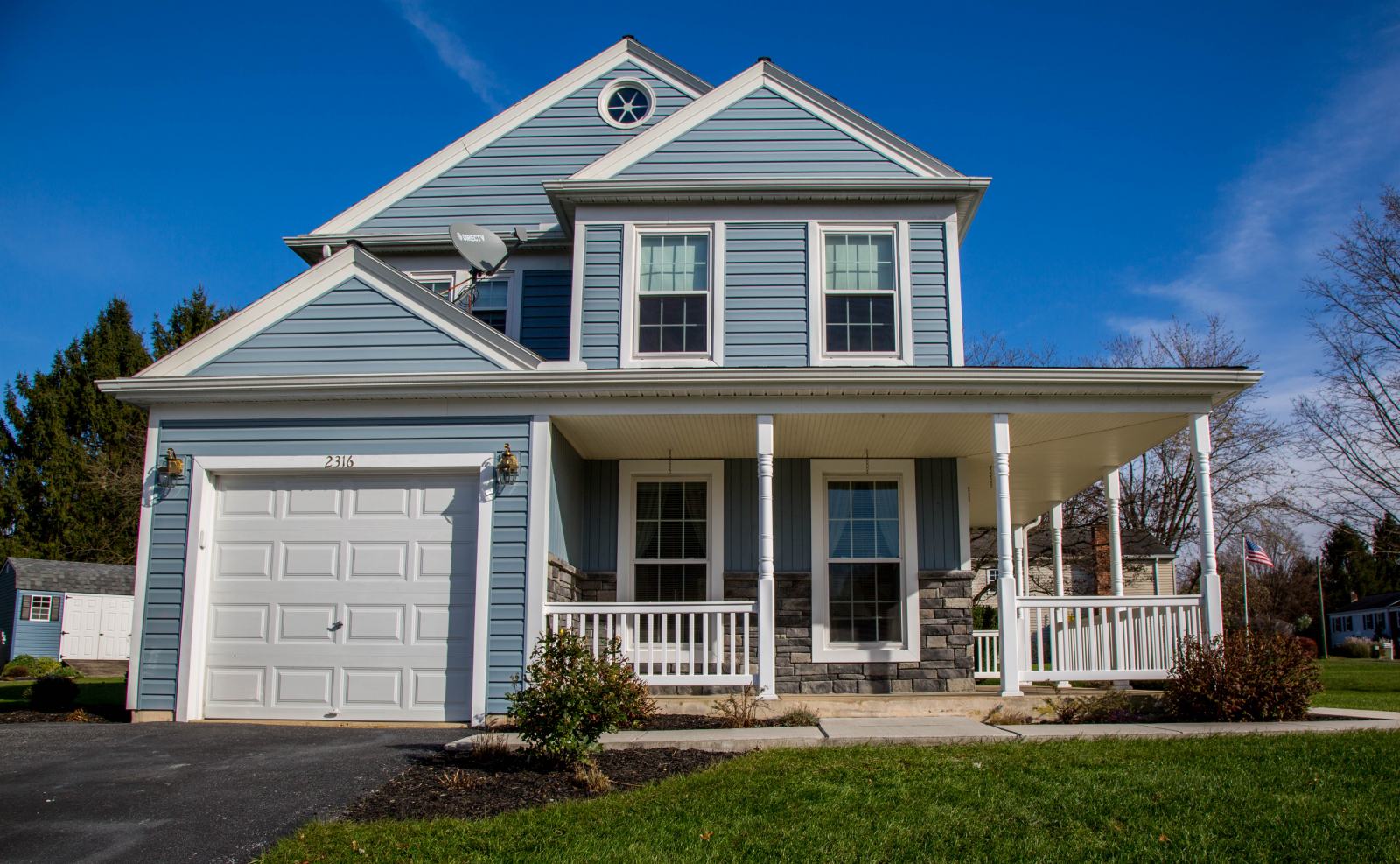 Why Should You Invest in Vinyl Siding for Your Home?